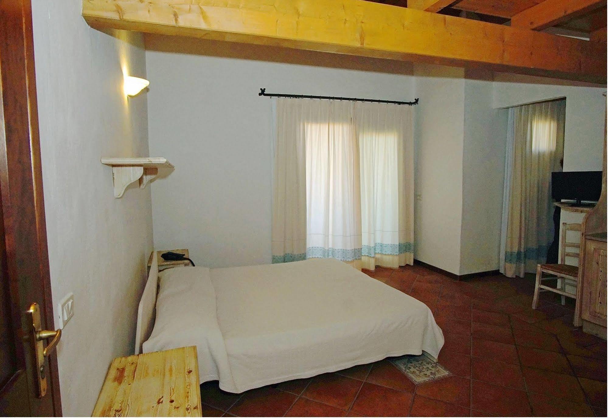 Residence Liscia Eldi San Teodoro  Εξωτερικό φωτογραφία